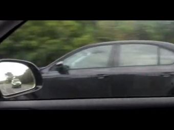 
	VIDEO Mai usoara, mai rapida si mai sportiva! Noua Skoda Octavia a fost filmata pe sosea! VEZI AICI cum arata:
