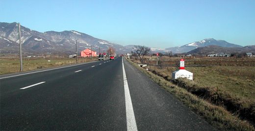 FOTO Transfagarasan si Transalpina nu sunt singurele! Vezi cele mai TARI drumuri din Romania! Locuri de VIS pentru soferi:_5