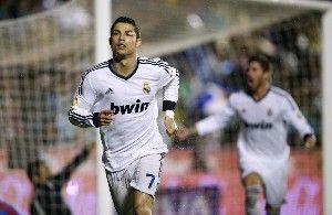 Levante 1-2 Real Madrid! Ronaldo a jucat cu ARCADA SPARTA! Necunoscutul Morata i-a adus victoria lui Mourinho in minutul 85!_4