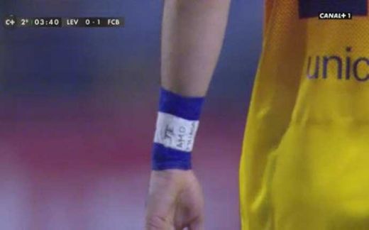 FOTO Mesajul SECRET al lui Messi cu Levante! Ce mesaj a purtat pe mana stanga:_2