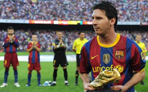 
	OFICIAL! Messi e la o semnatura distanta de un contract pe viata! Ajunge cel mai bine platit din lume daca se intelege cu Barca! Va castiga pe an o suma cu 7 zerouri!
