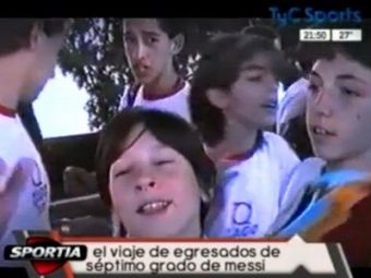 
	&quot;Hahaha, uratul ala e Messi?!&quot; Fanii au ras cu lacrimi cand l-au vazut pe superstarul Argentinei la 12 ani! SUPER VIDEO:
