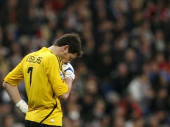 
	Mourinho isi bate joc de Casillas! I-a stricat un record vechi de 10 ani si nu i-a dat explicatii! &quot;Nu are nevoie, la el nu e cazul!&quot; Ce a patit Iker:
