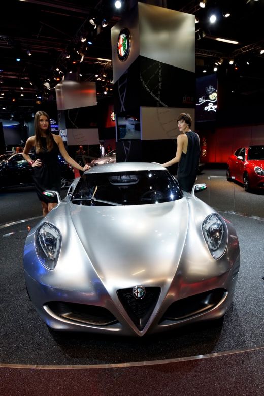 FOTO Alfa Romeo promite cea mai FRUMOASA masina din lume! Racheta pregatita pentru 2013! Se poate bate cu Ferrari si Lambo?_19