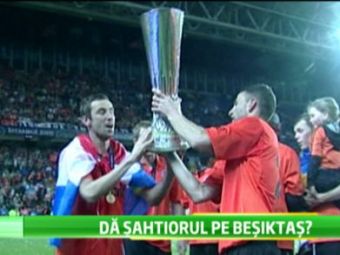 
	Rat poate ajunge la Besiktas! Ahmetov il trimite in Turcia, alaturi de unul dintre jucatorii doriti si de Gigi la Steaua! Detaliile mutarilor:
