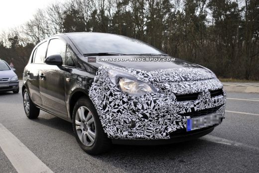 FOTO Noua Corsa a fost SPIONATA pe sosea! Opel isi schimba fata! Cum arata noua masina la teste:_8