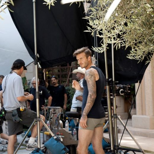 SUPER FOTO Beckham, filmat in timp ce alerga in CHILOTI pe strada! Americancele au innebunit cand l-au vazut! De ce a facut asta:_7
