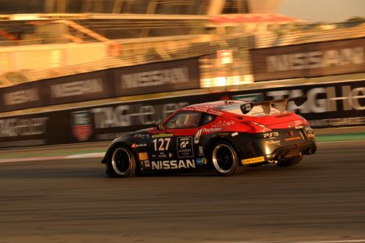 Visul oricarui gamer! Au trait jocul si au realizat o performanta uluitoare! Castigatorii Nissan GT Academy au avut un rezultat spectaculos in cursa din Dubai:_3