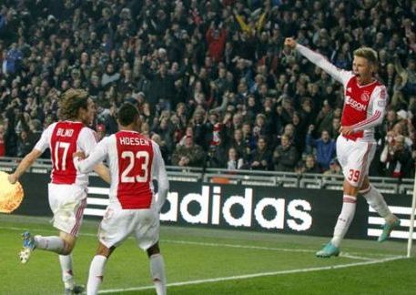 Fundasul dreapta al Stelei va avea o dubla infernala, Viktor Fischer e FANTASTIC: Ajax 3-0 Feyenoord! Ajax, la 1 punct de lider! Vezi golurile! VIDEO_3