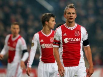 
	DEZASTRU pentru Ajax inainte de meciul cu Steaua! Ajax avea 2-0 in minutul 65, ce s-a intamplat pana la final e incredibil! VIDEO!
