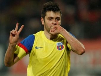 
	Rusescu nu mai sta mult la Steaua: &quot;E noul Mutu, vreau sa-l transfer!&quot; Ce antrenor roman ii face DECLARATII golgheterului stelist!
