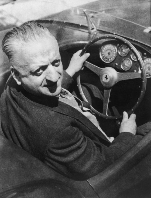 El a inventat VITEZA pe circuit! A trecut prin doua Razboaie, s-a facut frate cu Mussolini si cu calutul Ferrari! Povestea lui Enzo Ferrari si a masinilor sale:_5