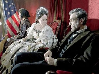
	Daniel Day-Lewis a luat OSCARUL pentru rolul presedintelui in Lincoln! Detaliul nementionat in film: Abraham Lincoln era CAMPION DE LUPTE! A pierdut un singur meci in 300 de lupte!
