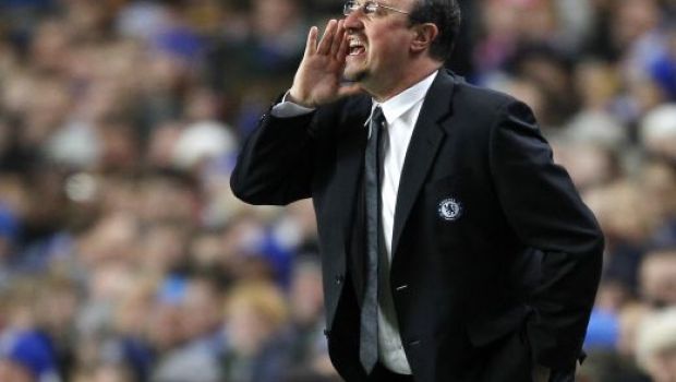 
	Steaua poate sa-l dea afara pe Benitez de la Chelsea: &quot;Oricum el doar ii tine locul cald lui Mourinho!&quot; Vestea care ii face fericiti pe stelisti:
