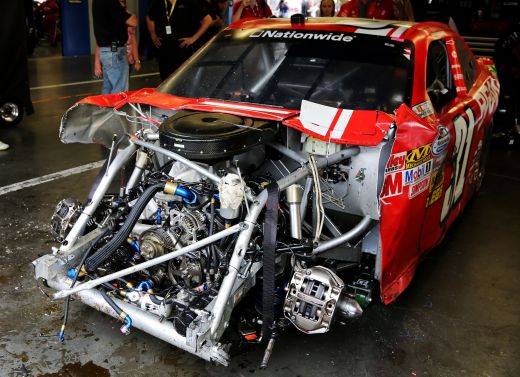 Galeria Zilei: Accident teribil in NASCAR! Cel putin 28 de fani au fost raniti - masinile, distruse! Momentul incredibil care a urmat FOTO si VIDEO_7