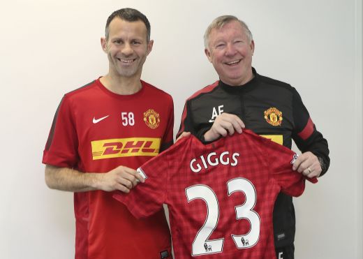 LEGENDA continua! Giggs bate toate recordurile dupa ce a semnat un nou contract! GENIAL! Fanii au aflat cand se va retrage cu adevarat:) Cum va arata in tricoul lui United in 2043:_1
