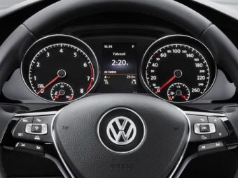 
	Primele imagini cu Golful pregatit de VW la Salonul Auto de la Geneva. FOTO: Vezi aici cum arata:
