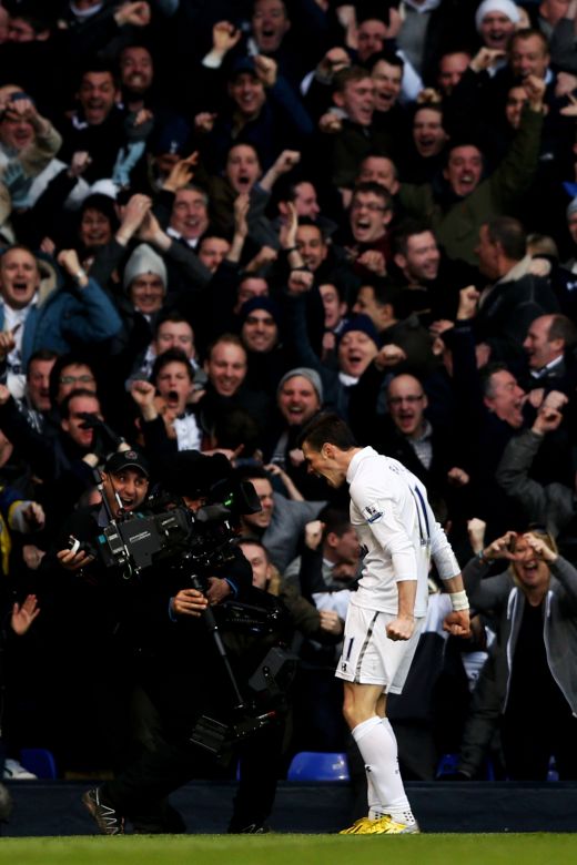 Galeria Zilei: Rasism impotriva unui alb? Gareth Bale a patit-o chiar pe stadionul lui Spurs! Ce i-au facut fanii cand voia sa bata un corner CLICK AICI pentru FOTO:_12