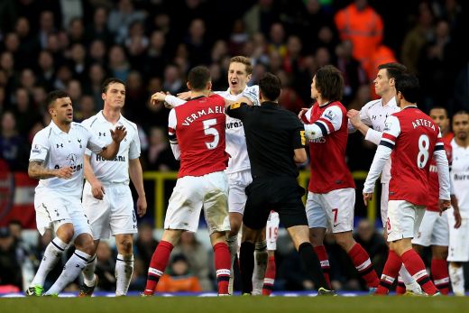 Galeria Zilei: Rasism impotriva unui alb? Gareth Bale a patit-o chiar pe stadionul lui Spurs! Ce i-au facut fanii cand voia sa bata un corner CLICK AICI pentru FOTO:_7