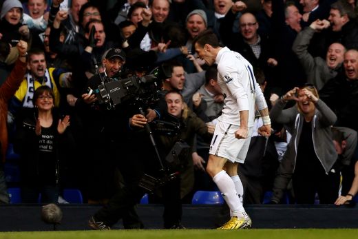 Galeria Zilei: Rasism impotriva unui alb? Gareth Bale a patit-o chiar pe stadionul lui Spurs! Ce i-au facut fanii cand voia sa bata un corner CLICK AICI pentru FOTO:_10