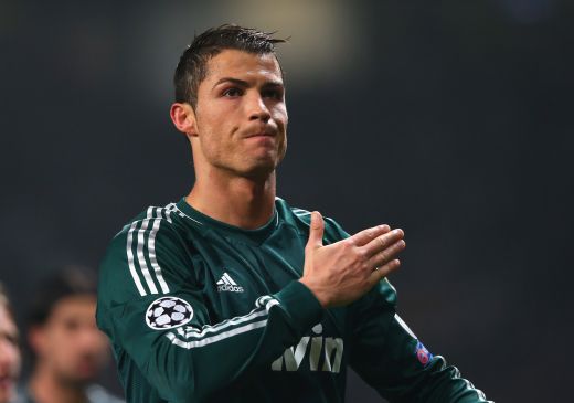 Galeria Zilei: Imaginile de milioane de LIKE-uri cu Cristiano Ronaldo! ZEUL din Liga Campionilor a fost pamantean pentru o zi! Cum l-au surprins papparazzi, CLICK AICI:_5