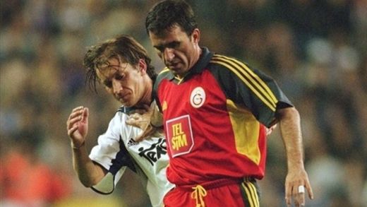 Meci ISTORIC la exact 12 ani distanta! Hagi, Popescu si Lucescu o umileau pe Real Madrid pe 3 aprilie 2001! VIDEO Povestea unui meci de legenda:_1
