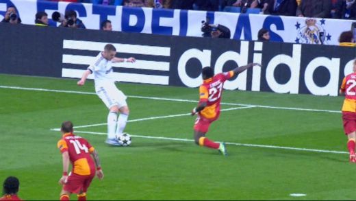 Real se gandeste la semifinale, Malaga a rezistat in fata Borussiei: Real 3-0 Galatasaray, Malaga 0-0 Dortmund! Ronaldo, gol dupa un lob superb! VIDEO_5