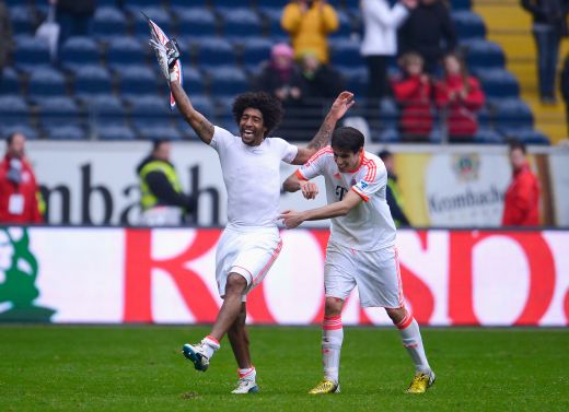 Moment ISTORIC! Toata lumea aplauda in picioare o performanta ULUITOARE! Schweinsteiger a facut-o campioana pe Bayern cu un gol FABULOS! VIDEO:_15