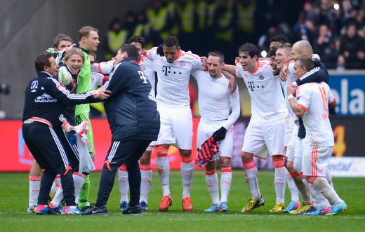 Moment ISTORIC! Toata lumea aplauda in picioare o performanta ULUITOARE! Schweinsteiger a facut-o campioana pe Bayern cu un gol FABULOS! VIDEO:_4