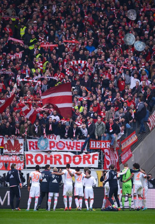 Moment ISTORIC! Toata lumea aplauda in picioare o performanta ULUITOARE! Schweinsteiger a facut-o campioana pe Bayern cu un gol FABULOS! VIDEO:_27