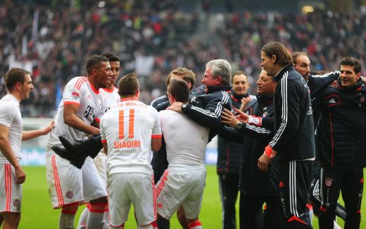 Moment ISTORIC! Toata lumea aplauda in picioare o performanta ULUITOARE! Schweinsteiger a facut-o campioana pe Bayern cu un gol FABULOS! VIDEO:_30