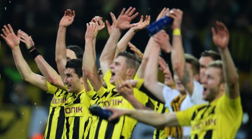Cea mai ROMANTICA poveste din Champions League continua! "Pe urmele Cupei disparute!" Cum a fost salvata Dortmund de FALIMENT:_4
