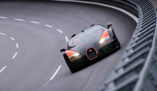 Bugatti Veyron e din nou cea mai RAPIDA masina din lume! Un nou record stabilit de nemti! In cat fuge Grand Sport Vitesse:_3
