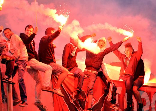 Galeria Zilei: Clipa in care ne-am simtit ca-n Kosovo! Rapid 1-1 Steaua, sau povestea nebuna, cu imagini HORROR! FOTO:_11