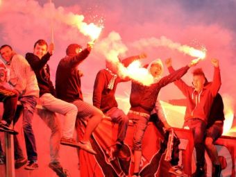 
	Galeria Zilei: Clipa in care ne-am simtit ca-n Kosovo! Rapid 1-1 Steaua, sau povestea nebuna, cu imagini HORROR! FOTO:
