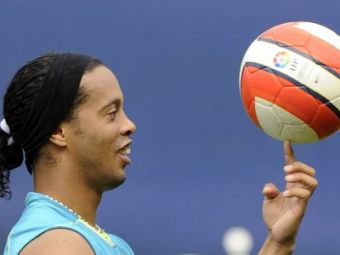 
	Interviu cu Ronaldinho in Bild! Brazilianul i-a maniat pe nemti: &quot;Barca se califica fara probleme in FINALA!&quot; Ronnie propune un jucator la Barca: &quot;E perfect pentru ei!&quot;