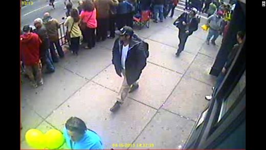 Al doilea terorist din Boston a fost PRINS! Trei noi suspecti au fost arestati! Explozie de bucurie la Boston, oamenii au iesit pe strazi! Imagini UNICE cu actiunile politiei! VIDEO_5