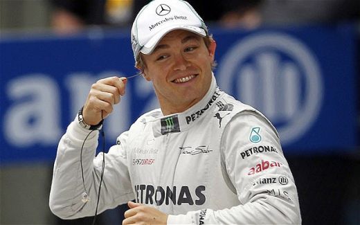 
	Vettel si Alonso se uita lung la el! Nico Rosberg pleaca primul la MP din Bahrain! Vezi grila de start:

