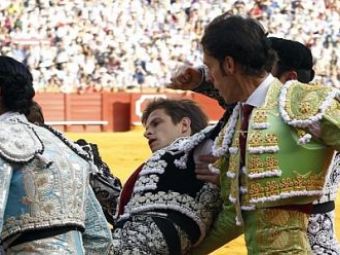 
	VIDEO Taurul GROAZEI! Secunda care ii putea fi fatala matadorului! A fost operat, isi va reveni!
