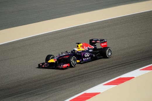 Vettel a castigat Marele Premiu de la Bahrain! Raikkonen pe doi, Grosjean pe trei! Ordinea in cursa:_2