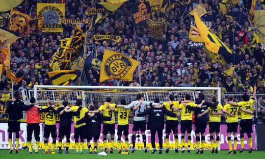 Metoda nemteasca: Bayern le-a platit salariile jucatorilor de la Borussia Dortmund pentru a-si scapa rivala de la insolventa!_5