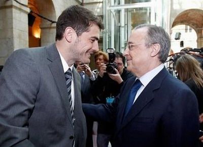 
	CULMEA! Casillas, singurul jucator de la Real care a primit o medalie de AUR! A anuntat ce va face din sezonul urmator. Ce decizie a luat:
