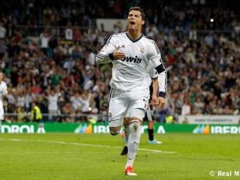 
	Record ISTORIC pentru Real: Mourinho a adus a 1000-a victorie pe Bernabeu! Real 6-2 Malaga! Ronaldo I-A &#39;RUPT&#39; PICIORUL unui adversar: VIDEO 
