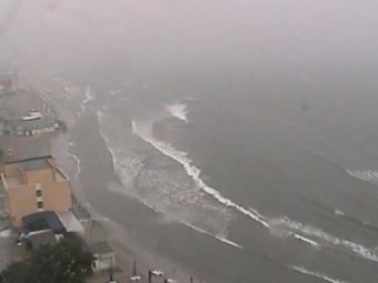 LIVE VIDEO: Furtuna dezlantuita in acest moment pe litoral! Imagini fantastice IN DIRECT din Mamaia, AICI!
	&nbsp;