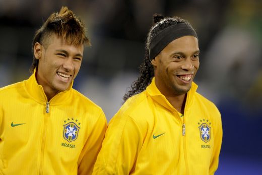 Neymar da Silva fc barcelona Lionel Messi Ronaldinho