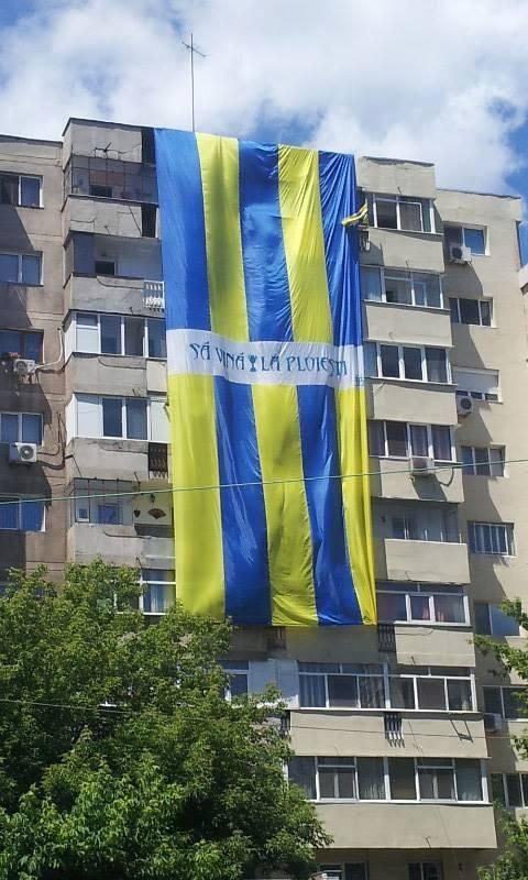 LIVE BLOG Cupa sus, Romania! Fanii Petrolului sarbatoresc toata noaptea: "A venit Cupa la Ploiesti!" Moment FABULOS cu Contra dupa meci:_26
