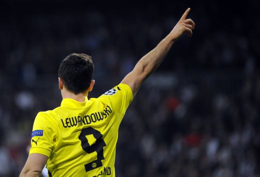 TRANSFER MARKET | OFICIAL! Sahtior a dat un jucator de 30 de milioane de lire in Premier League! Lewandowski a anuntat ca vrea sa plece de la Dortmund:_17