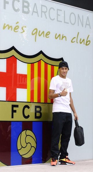 Neymar Day in Barcelona | Brazilianul a fost prezentat oficial! Nou Camp a fost plin, fanii au inventat deja un cantec! Declaratie NEBUNA a lui Neymar despre Messi:_10