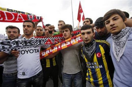 Cei mai duri DUSMANI din lume s-au unit in ciuda PROTESTELOR! Ce echipe din Turcia au semnat pactul:_2