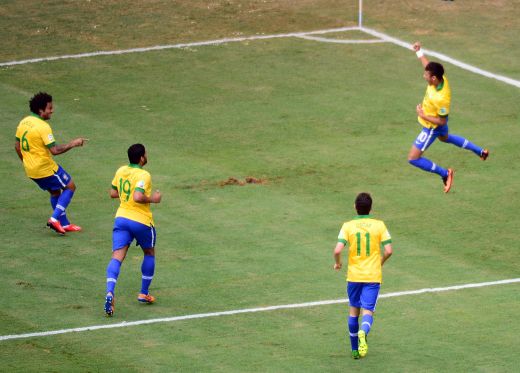LIVE BLOG do Brasil | Furia Rosie a vazut rosu: FRED si Neymar au pus in genunchi campioana mondiala! Brazilia 3-0 Spania! VIDEO_24